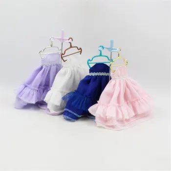 Blyth lelle drēbes uz 4 krāsu vakarā kāzu kleita, ne kurpes, tas ir piemērots 1/6 lelle, parastā lelle, locītavu un ledus lelle,